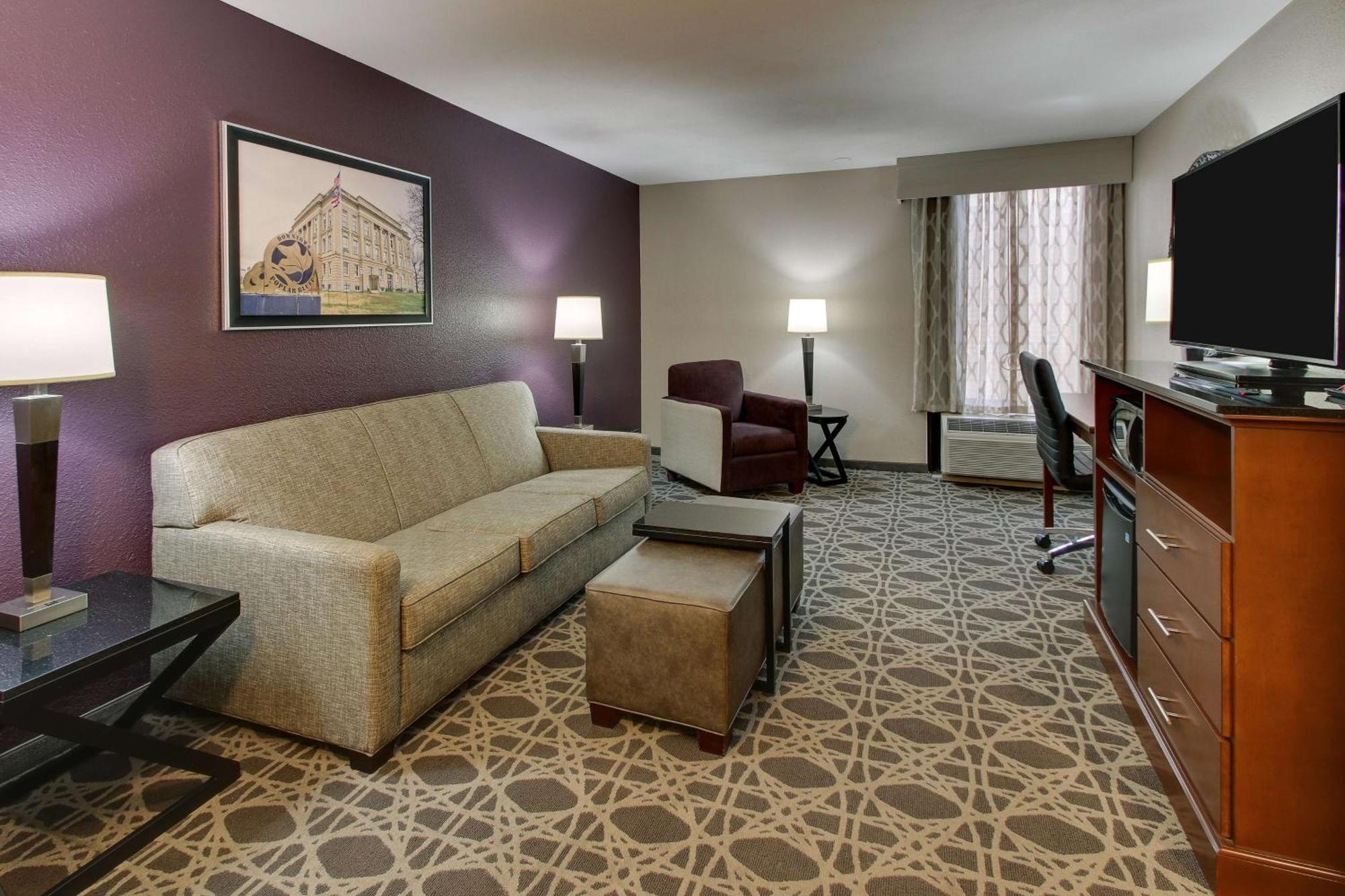 Drury Inn & Suites 포플러블러프 외부 사진